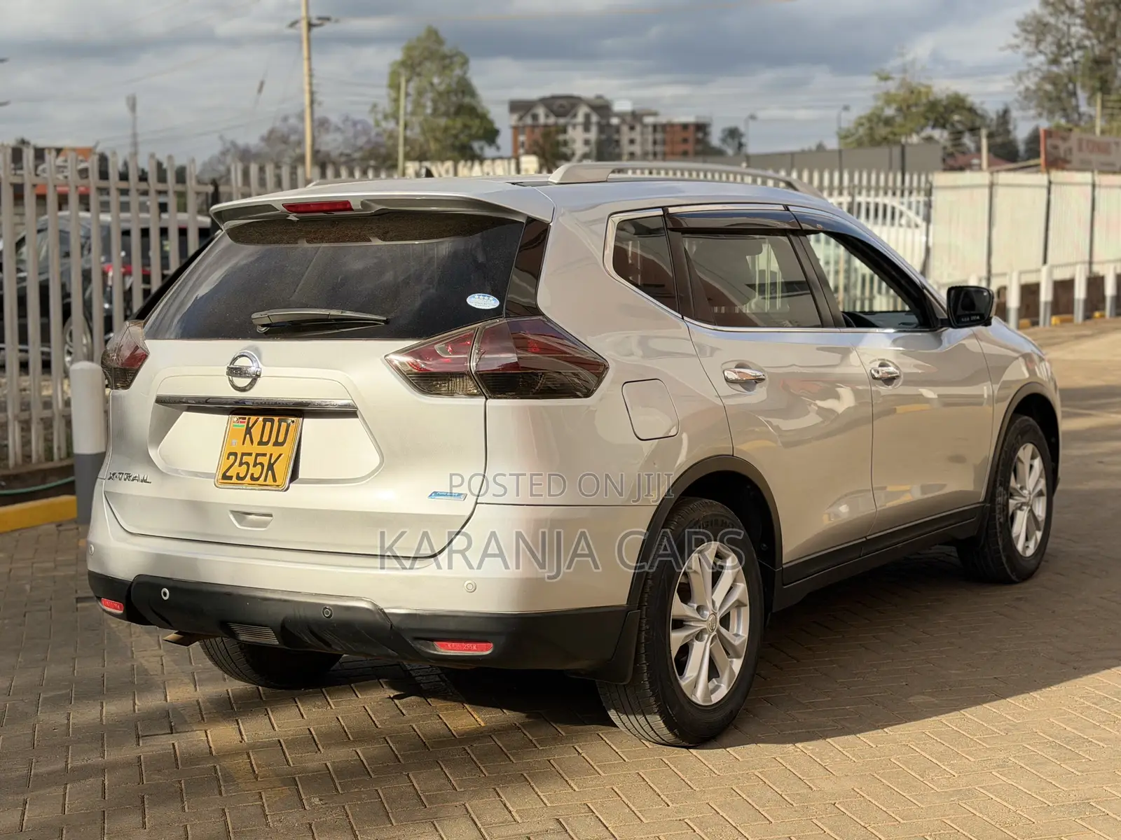 Nissan X-Trail 2.0 Petrol AWD 2014 Silver
