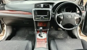 Toyota Premio 2011 White