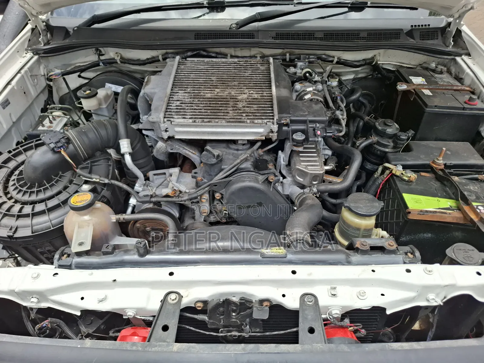Toyota Hilux 2.5 D-4D 4X4 SRX 2009 White