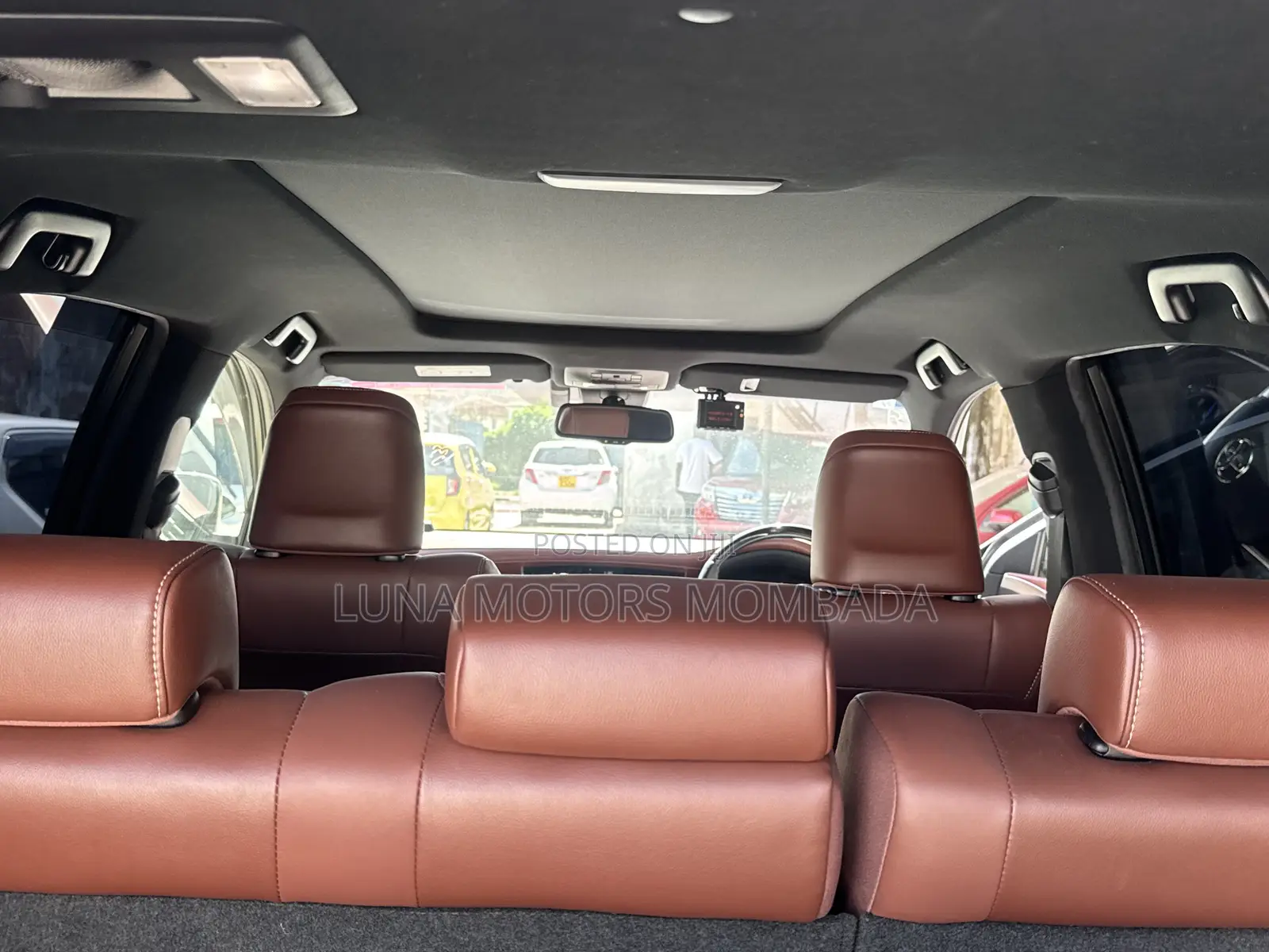 Toyota Harrier 2.5 Hybrid 4WD 2020 White