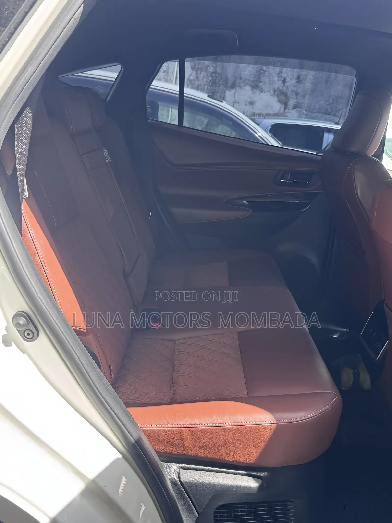 Toyota Harrier 2.5 Hybrid 4WD 2020 White