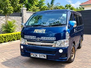 Toyota HiAce 2015 Blue