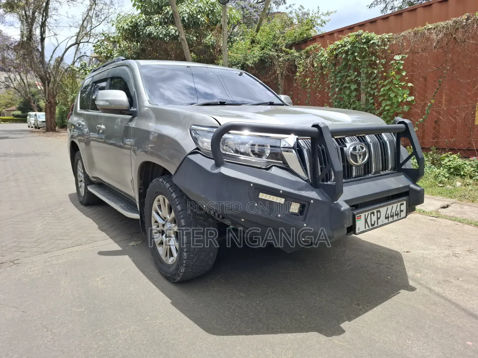 Toyota Land Cruiser Prado 3.0 TD 2011 Gray