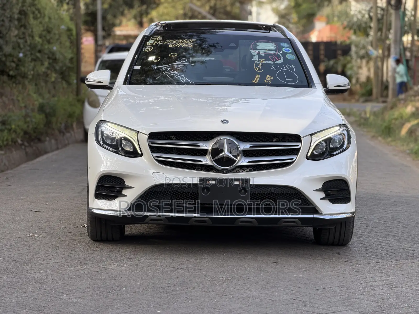 Mercedes-Benz GLC-Class 2019 White