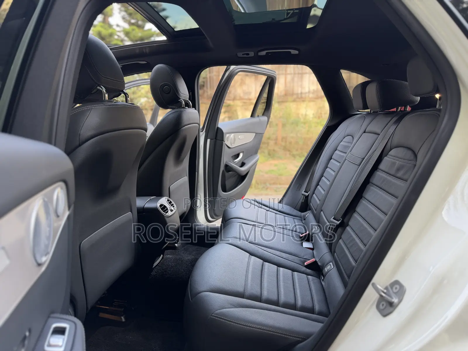 Mercedes-Benz GLC-Class 2019 White