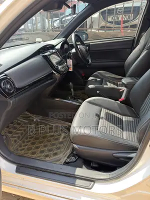 Toyota Corolla Fielder 2018 White