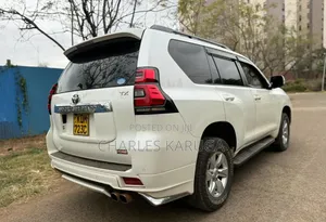 Toyota Land Cruiser Prado 2018 White