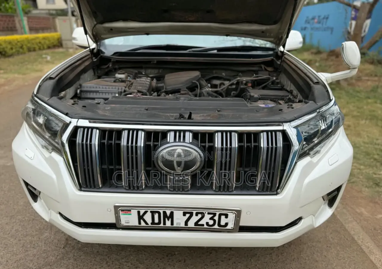 Toyota Land Cruiser Prado 2018 White