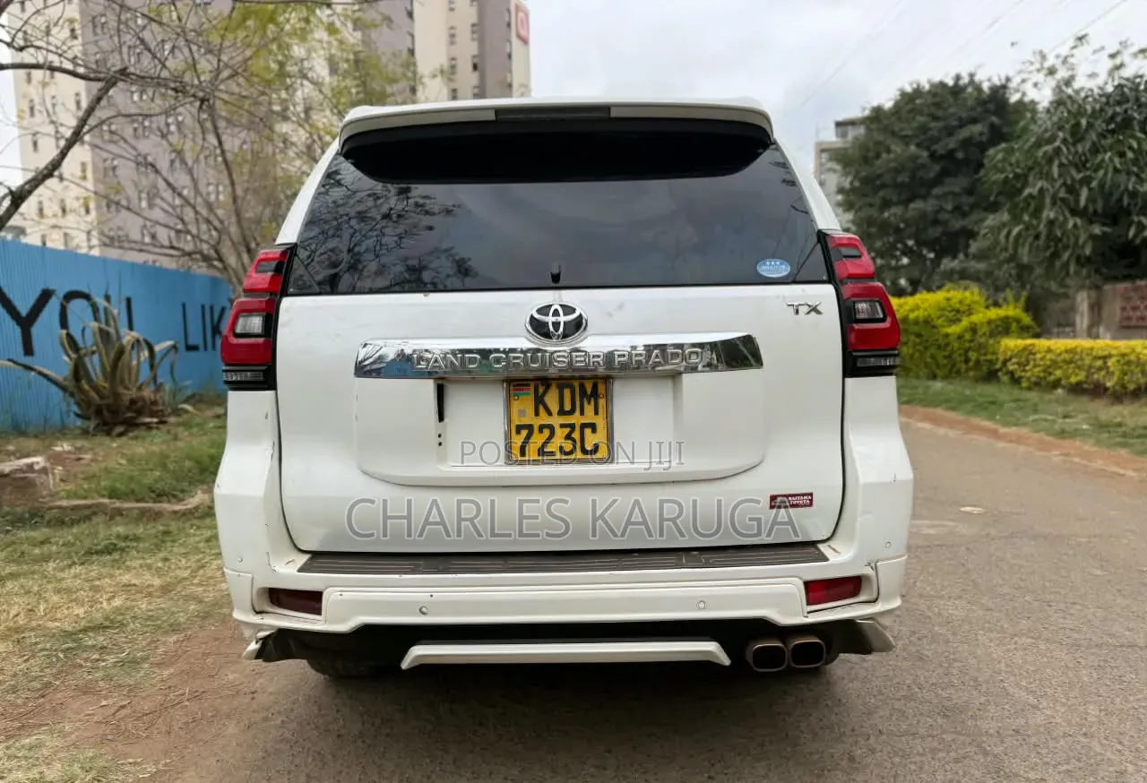 Toyota Land Cruiser Prado 2018 White