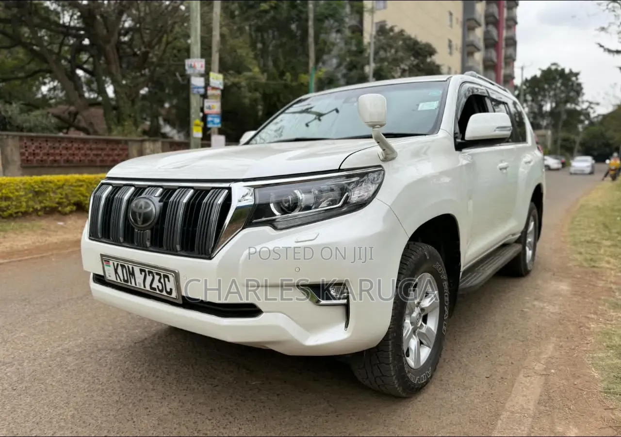 Toyota Land Cruiser Prado 2018 White