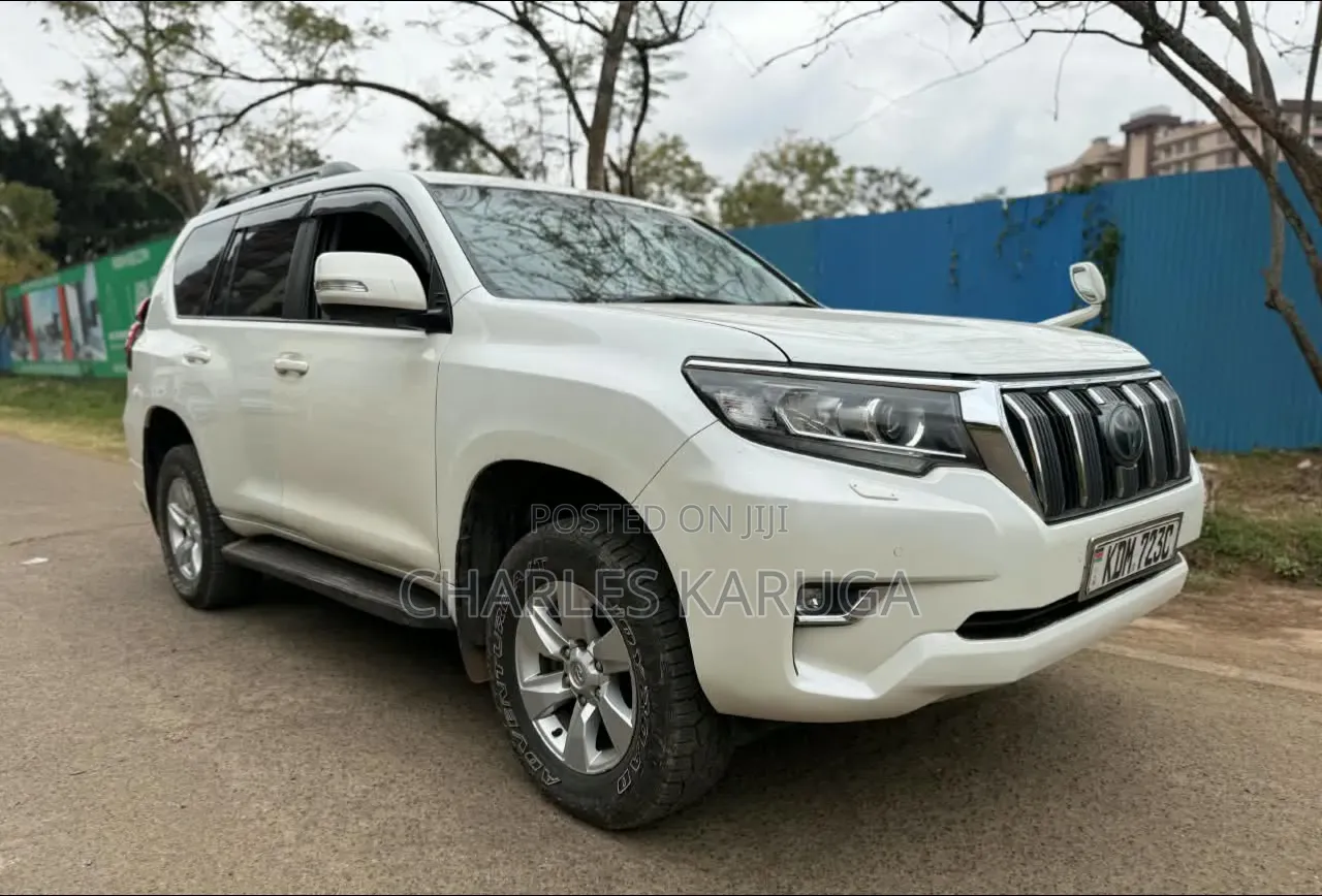 Toyota Land Cruiser Prado 2018 White