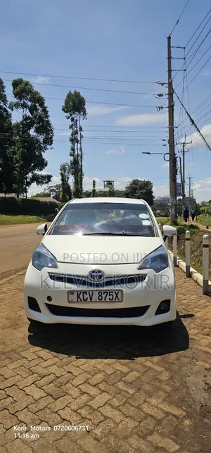 Toyota Ractis 1.5 AWD 2012 White