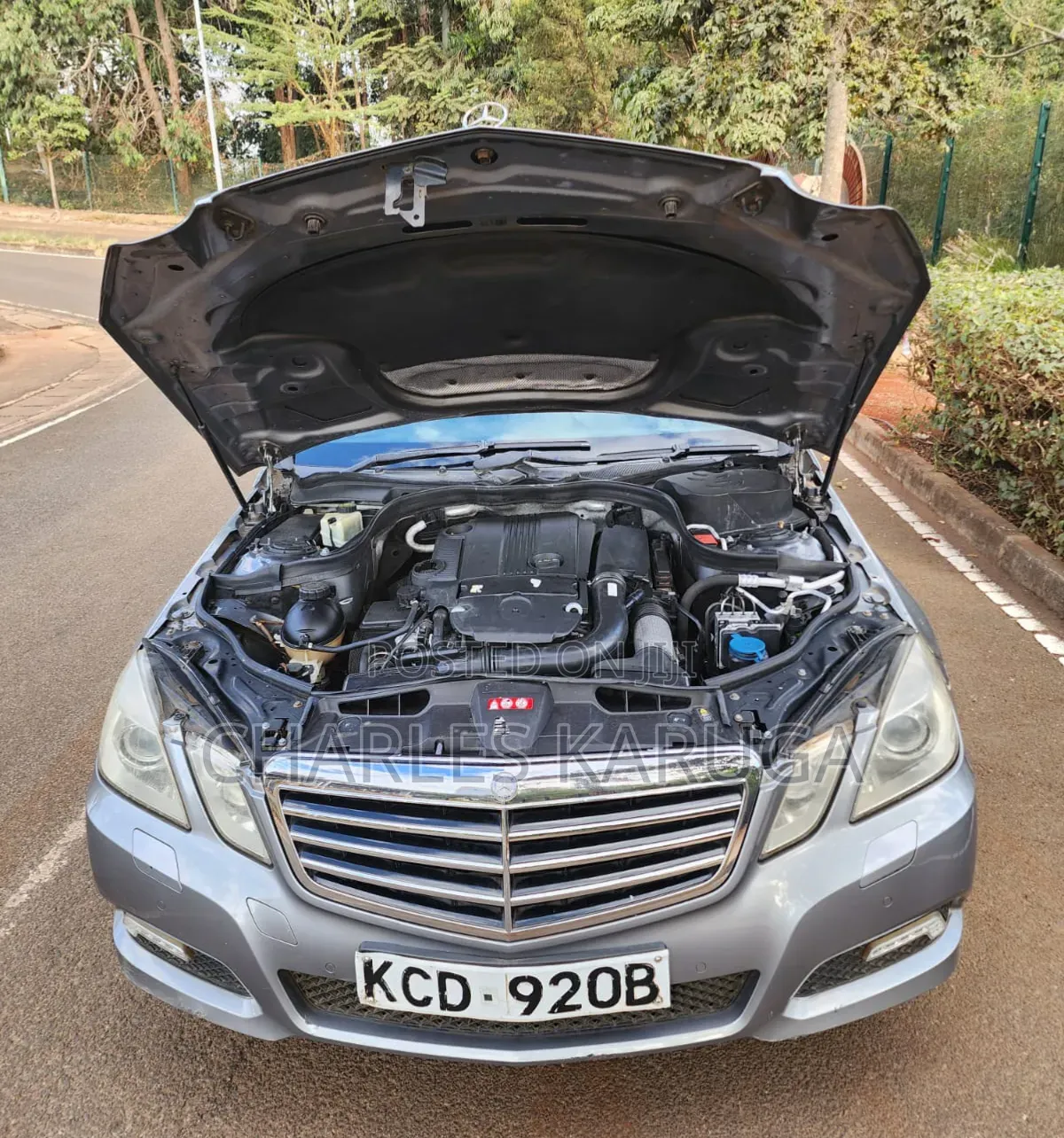 Mercedes-Benz E200 2009 Silver