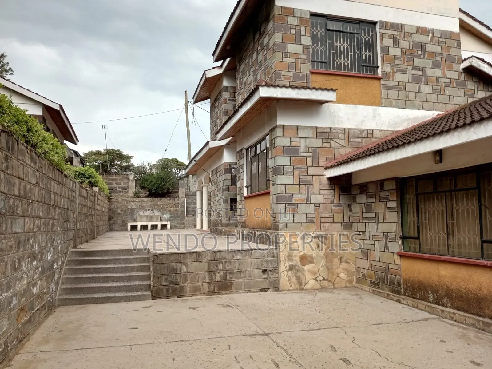 6bdrm Villa in Milimani Estate for sale