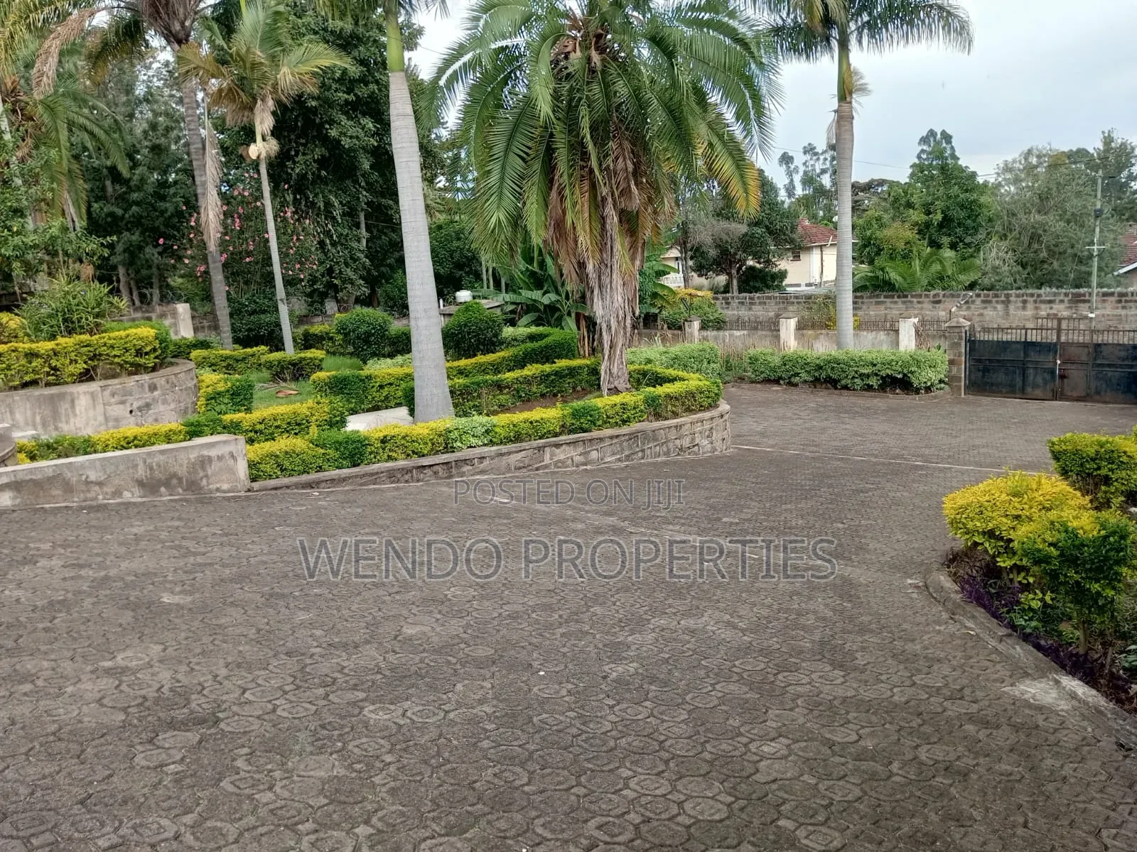 6bdrm Villa in Milimani Estate for sale
