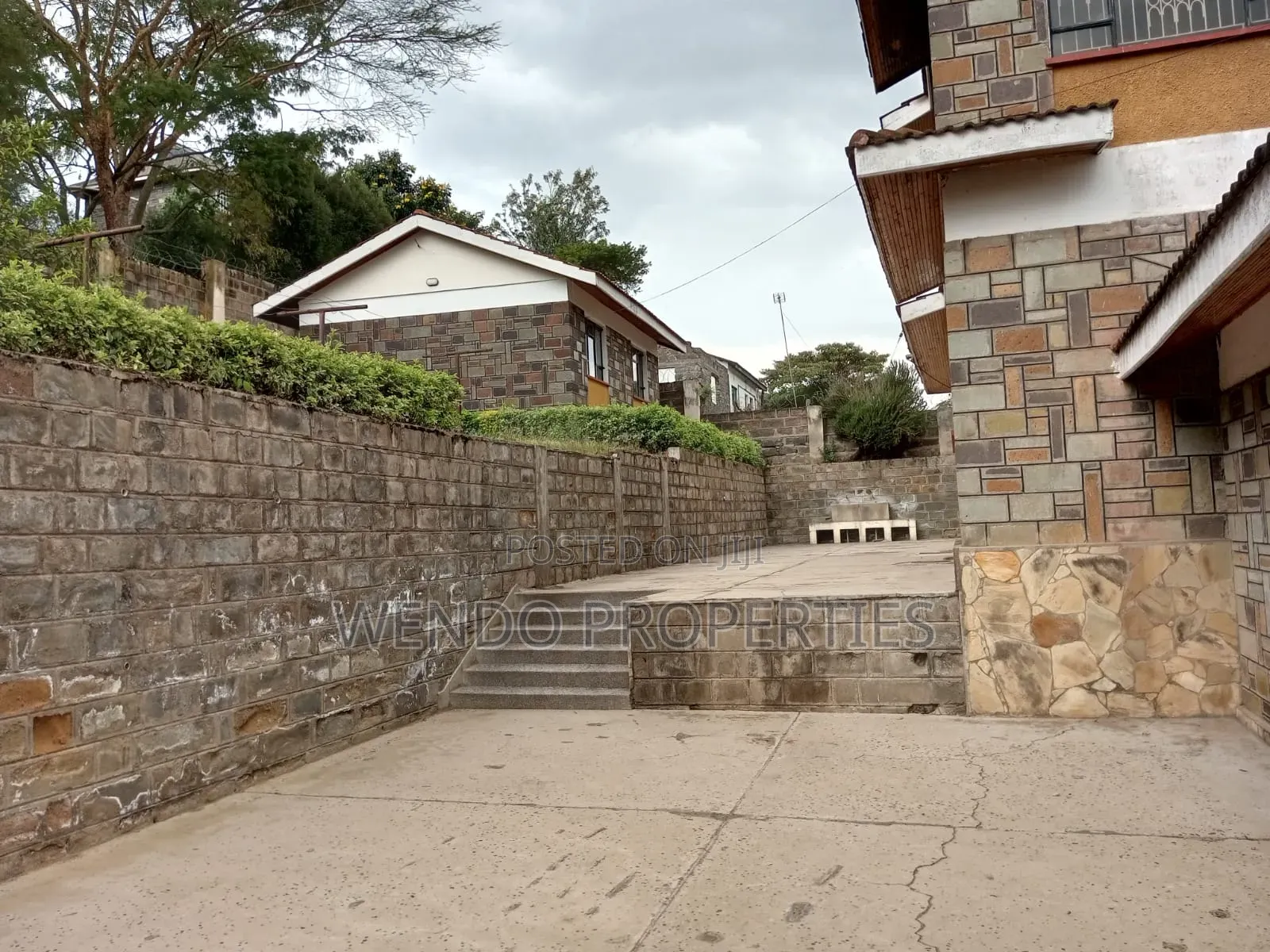 6bdrm Villa in Milimani Estate for sale