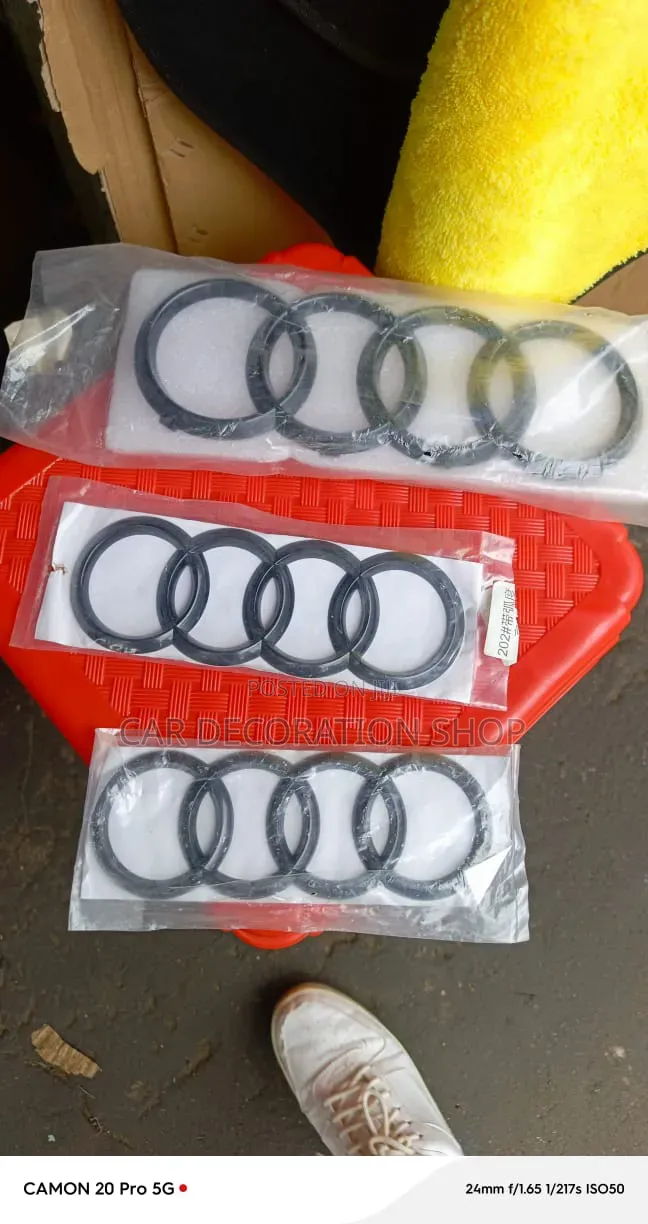 Classic Four Interconnected Rings Audi Replacement Badge