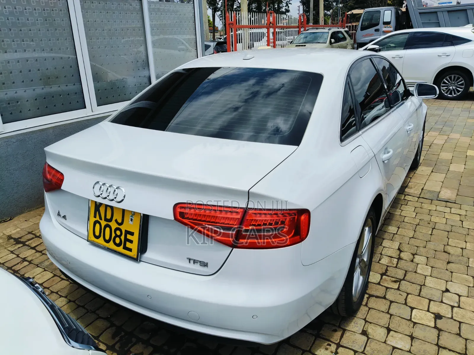 Audi A4 2.0T Premium Plus 4dr Sedan (2.0L 4cyl Turbo CVT) 2015 White