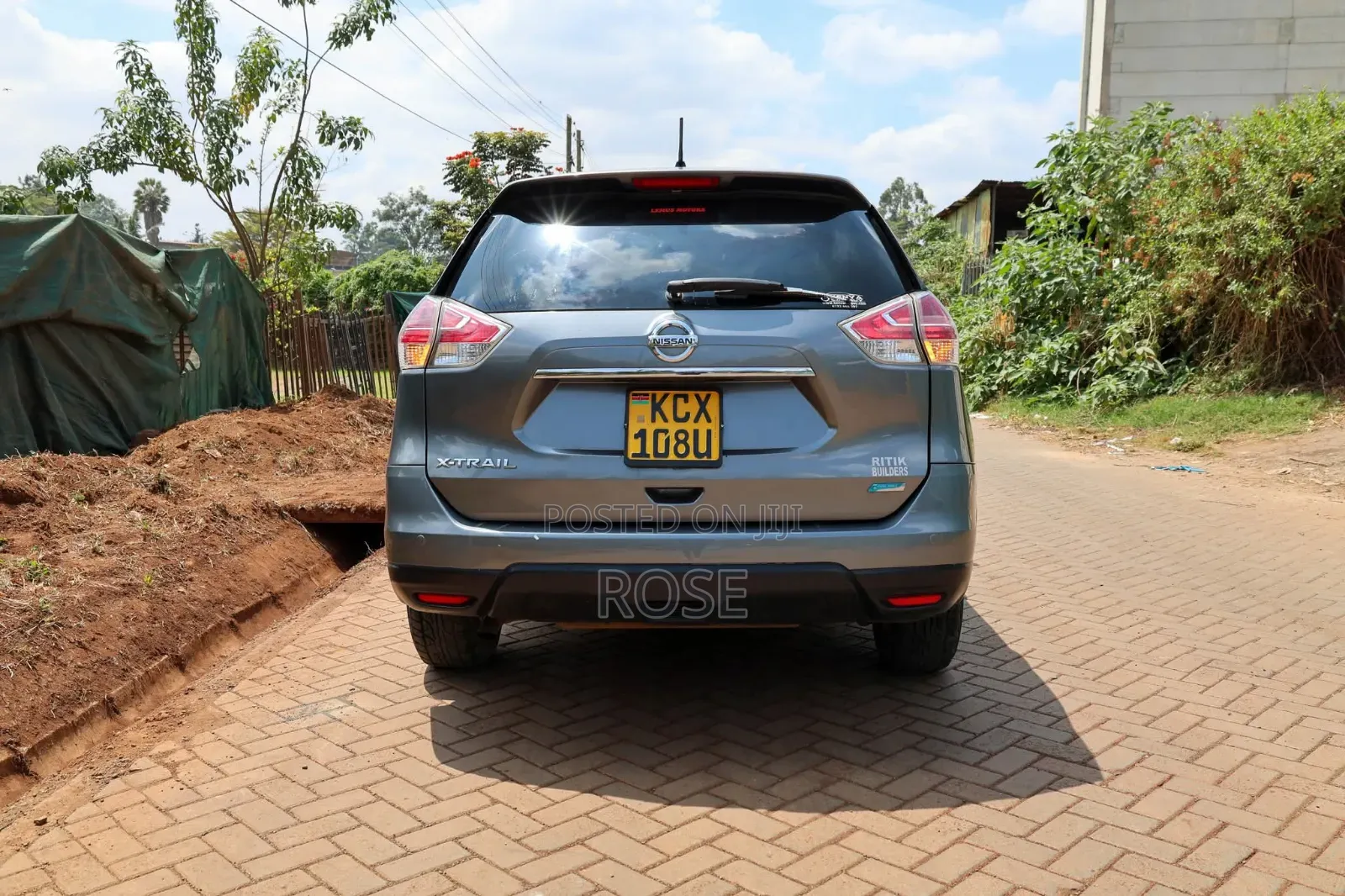 Nissan X-Trail 2012 Gray