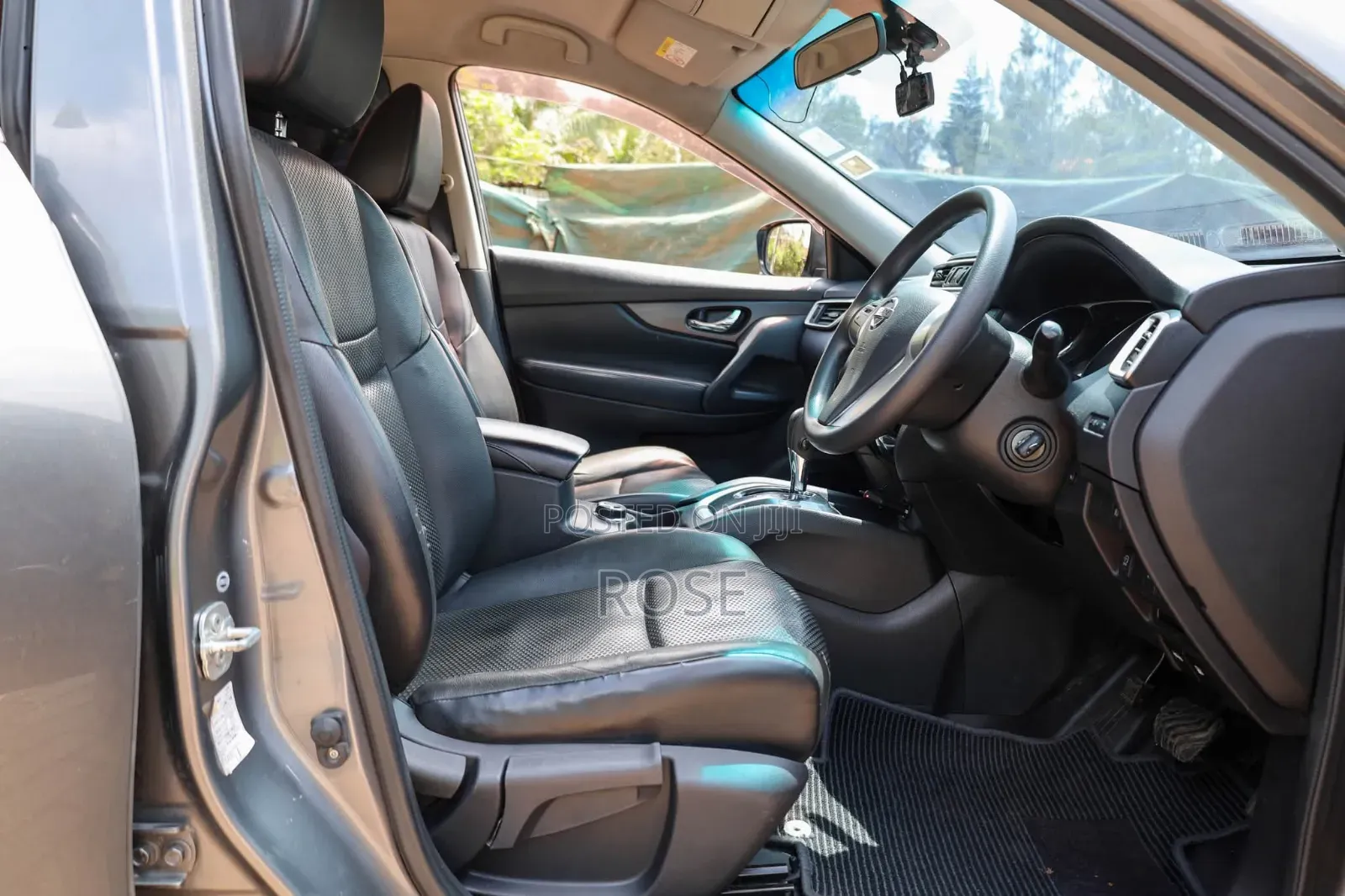 Nissan X-Trail 2012 Gray
