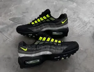 Nike Airmax 95 Iconic Layered Sneaker
