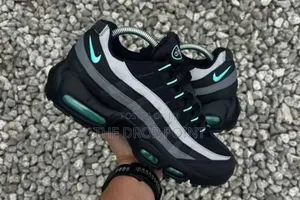 Nike Airmax 95 Iconic Layered Sneaker