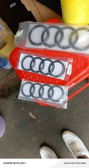 Intergrated Durable ABS Plastic Self Adhesive Stick on Audi Logo