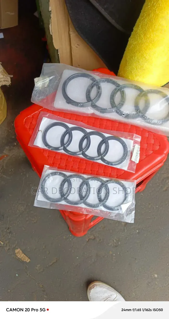 Intergrated Durable ABS Plastic Self Adhesive Stick on Audi Logo