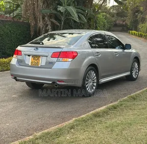 Subaru Legacy 2011 Silver