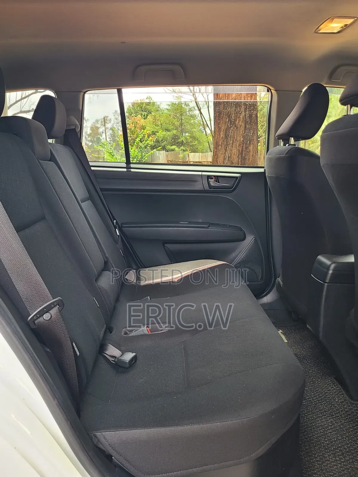 Toyota Corolla Fielder 1.5 Hybrid FWD 2020 White