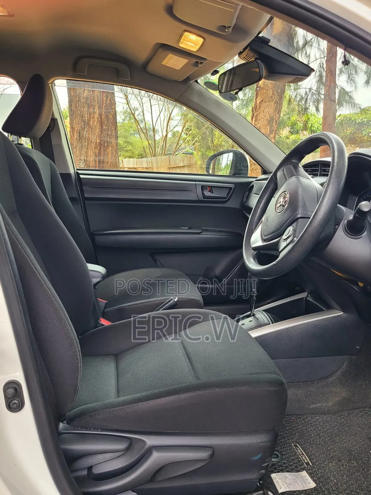 Toyota Corolla Fielder 1.5 Hybrid FWD 2020 White