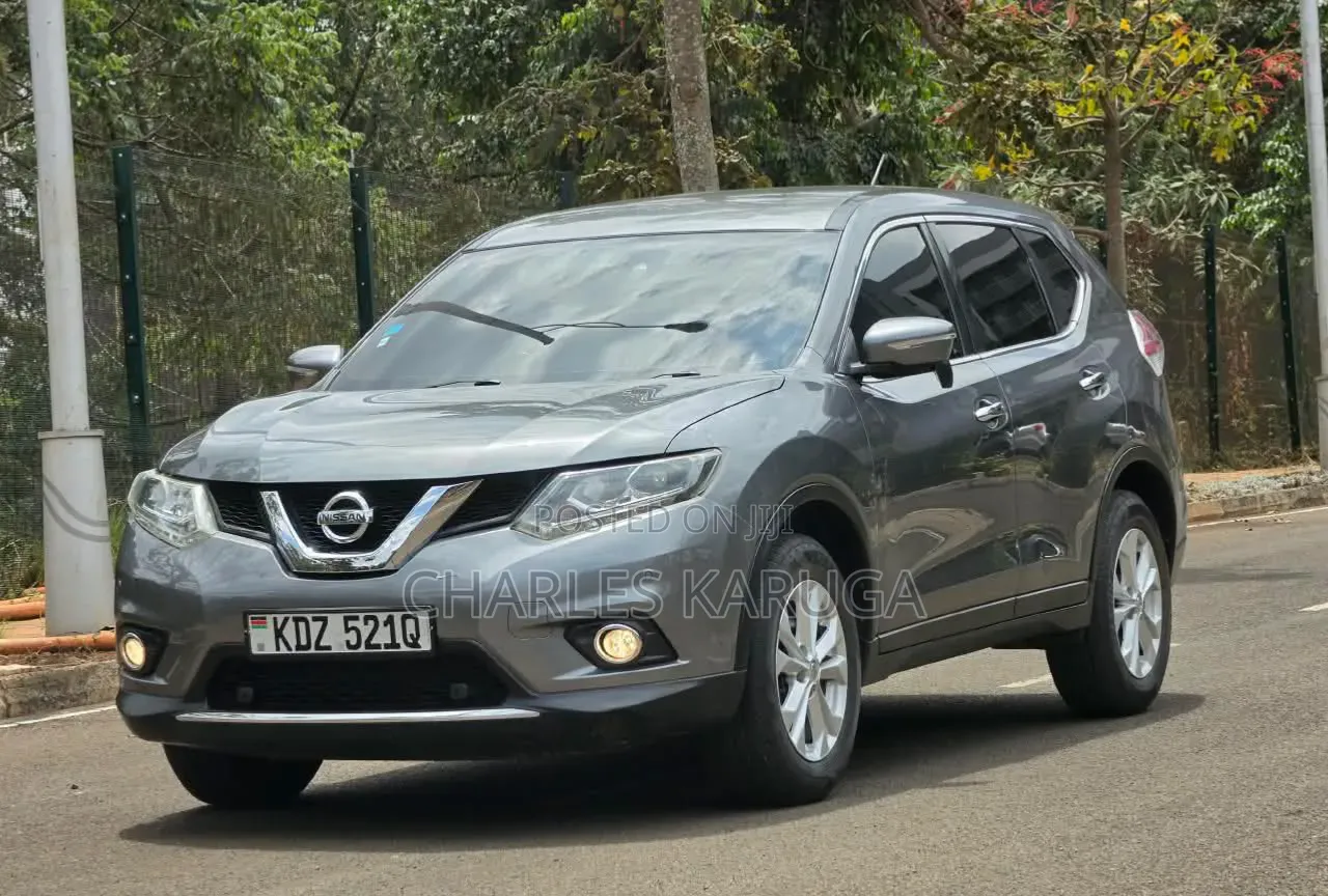 Nissan X-Trail 2015 Gray