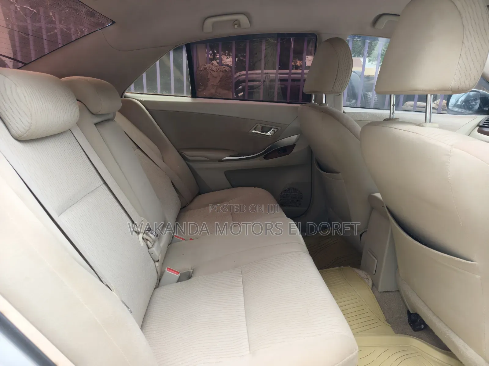 Toyota Premio 2009 Silver