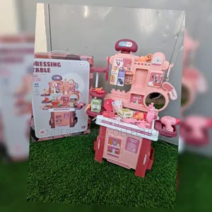 Pretend Play Dress Up Table