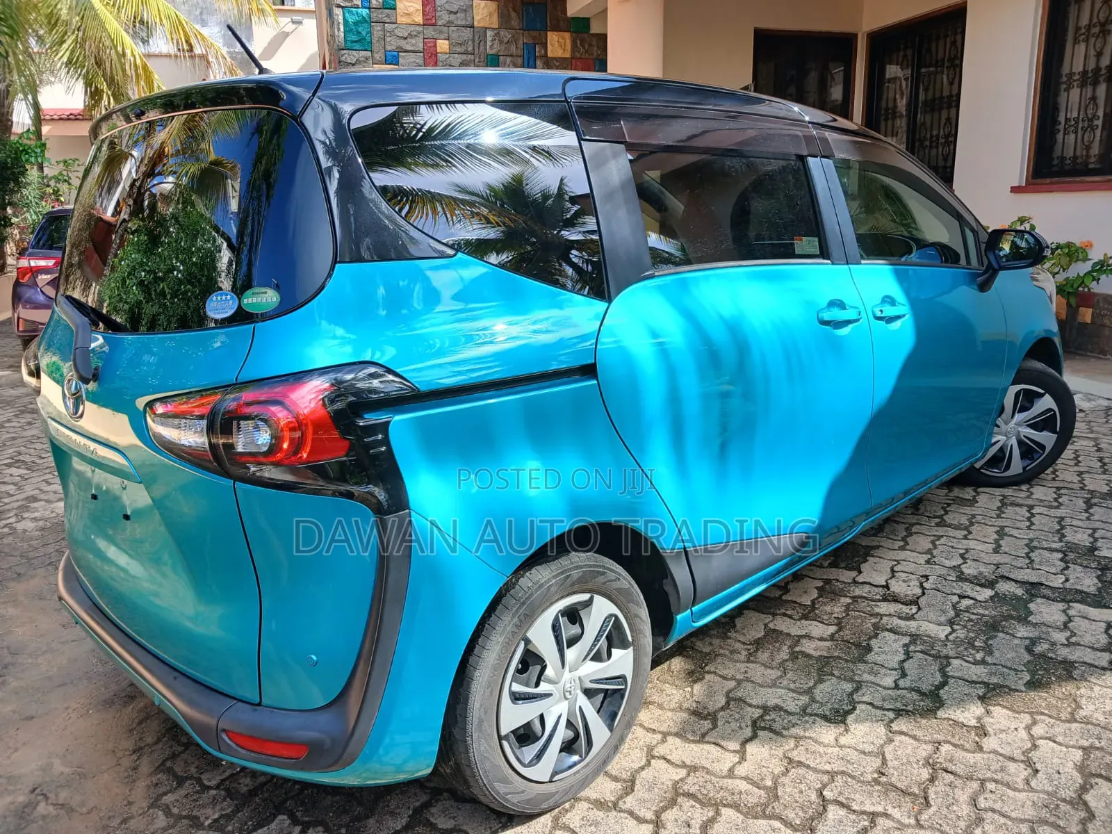 Toyota Sienta 2019 Green