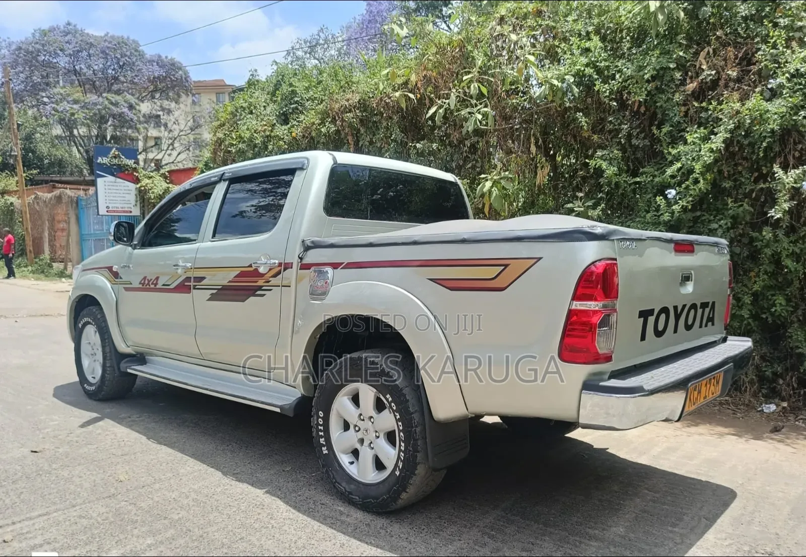Toyota Hilux 2010 Silver