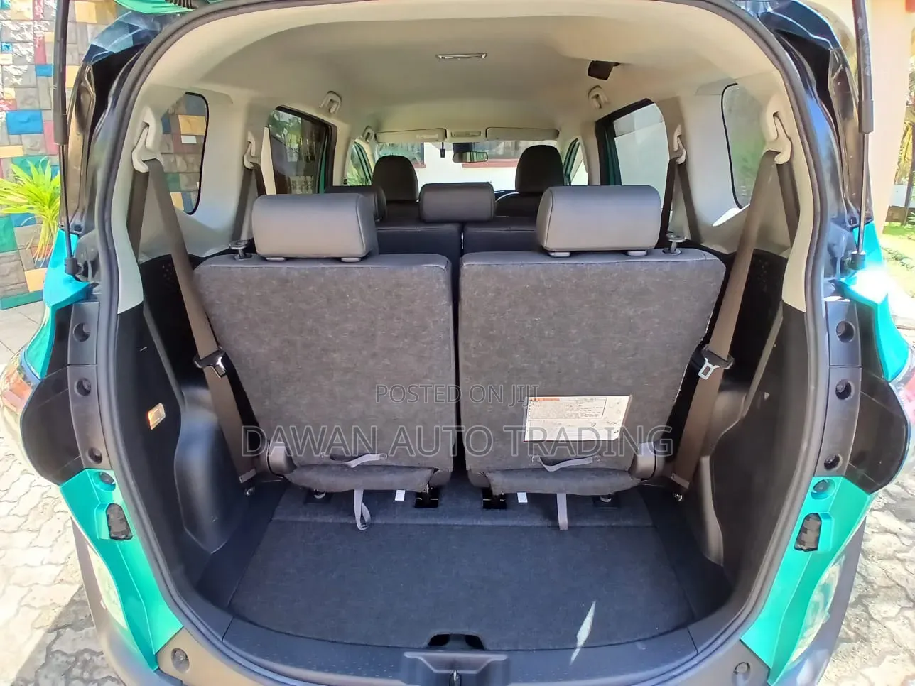 Toyota Sienta 2019 Green