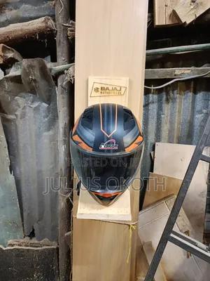 Helmet Holder