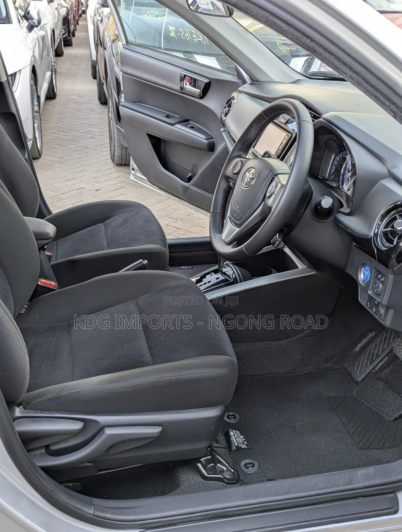 Toyota Corolla Fielder 2019 Gray