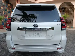 Toyota Land Cruiser Prado 2019 White