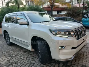 Toyota Land Cruiser Prado 2019 White