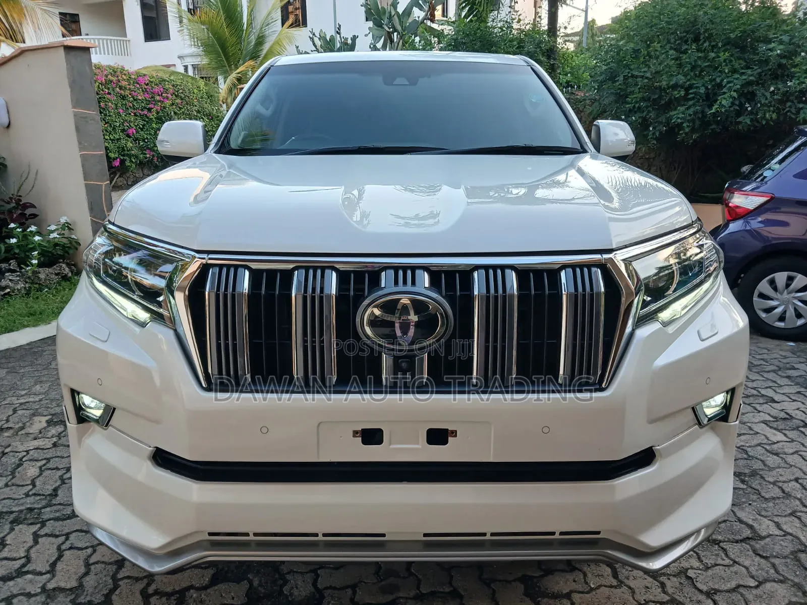 Toyota Land Cruiser Prado 2019 White