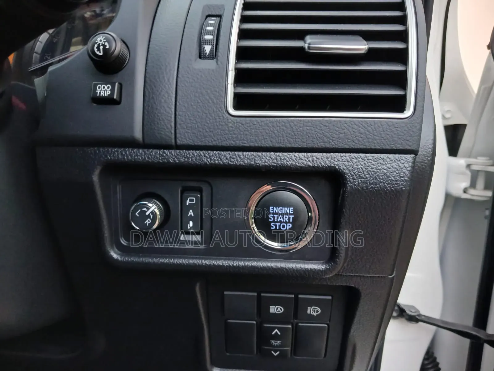 Toyota Land Cruiser Prado 2019 White