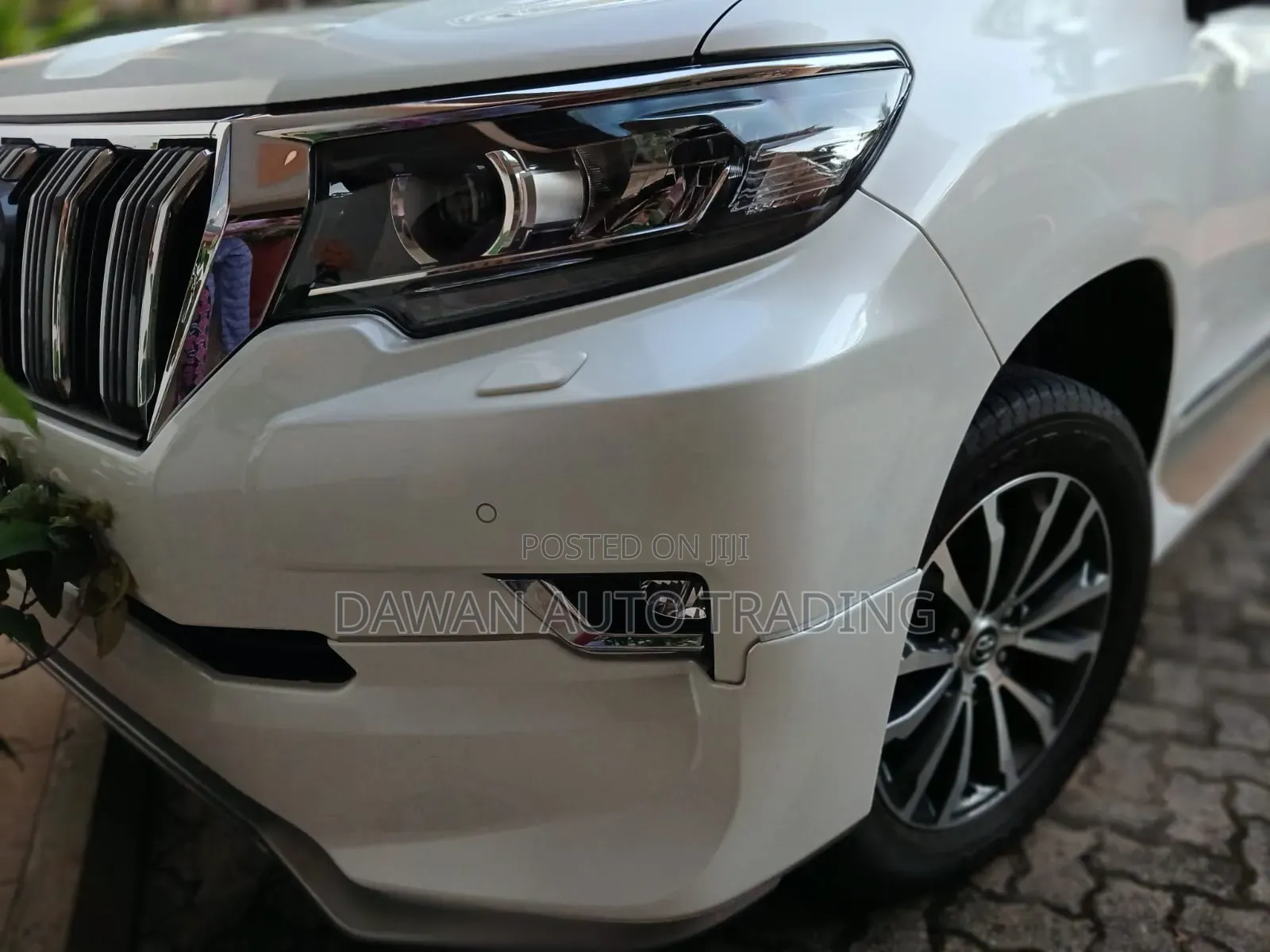 Toyota Land Cruiser Prado 2019 White