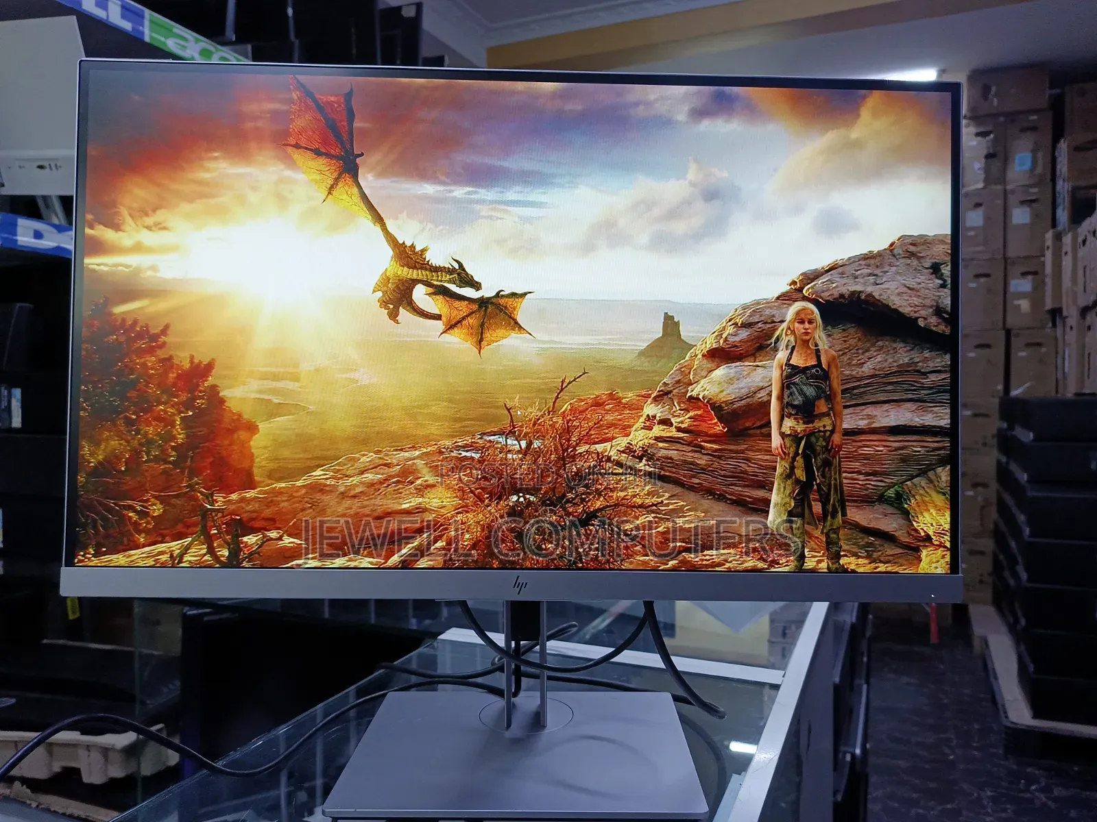 HP EliteDisplay E273q 27-Inch QHD IPS Ede to Edge Monitor