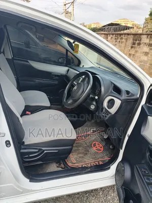 Toyota Vitz 2012 White