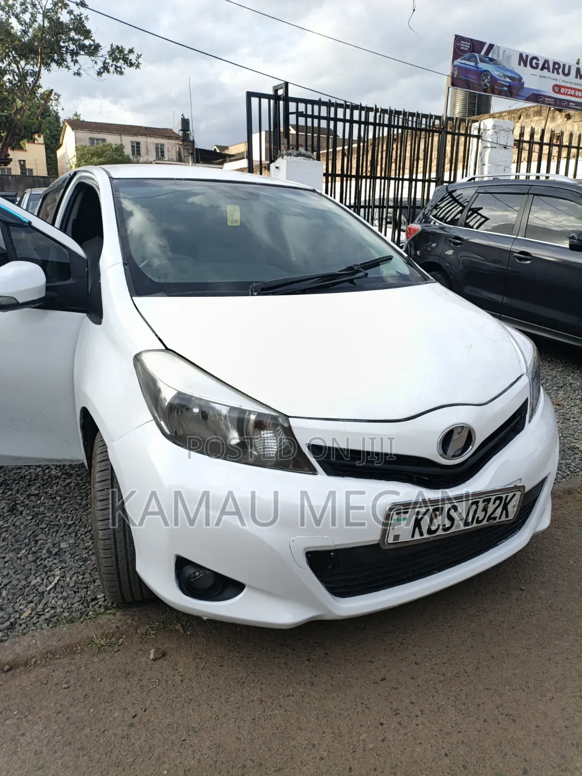 Toyota Vitz 2012 White