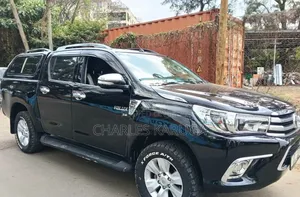 Toyota Hilux 2017 Black