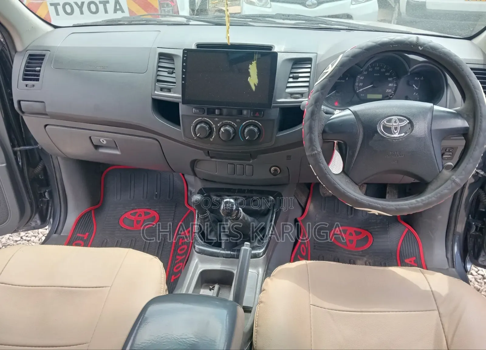 Toyota Hilux 2015 Gray