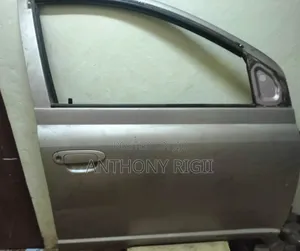 Toyota Vitz Front Door 2000-2006 | Old Model | Ex-Japan | Yaris/Echo
